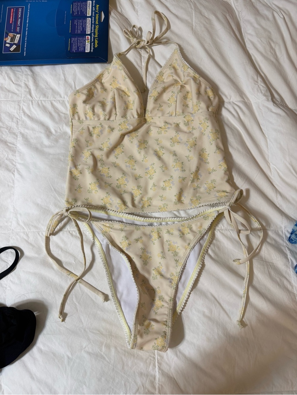 SHEIN Cream Yellow Floral Tie-Side Tankini Bikini Set